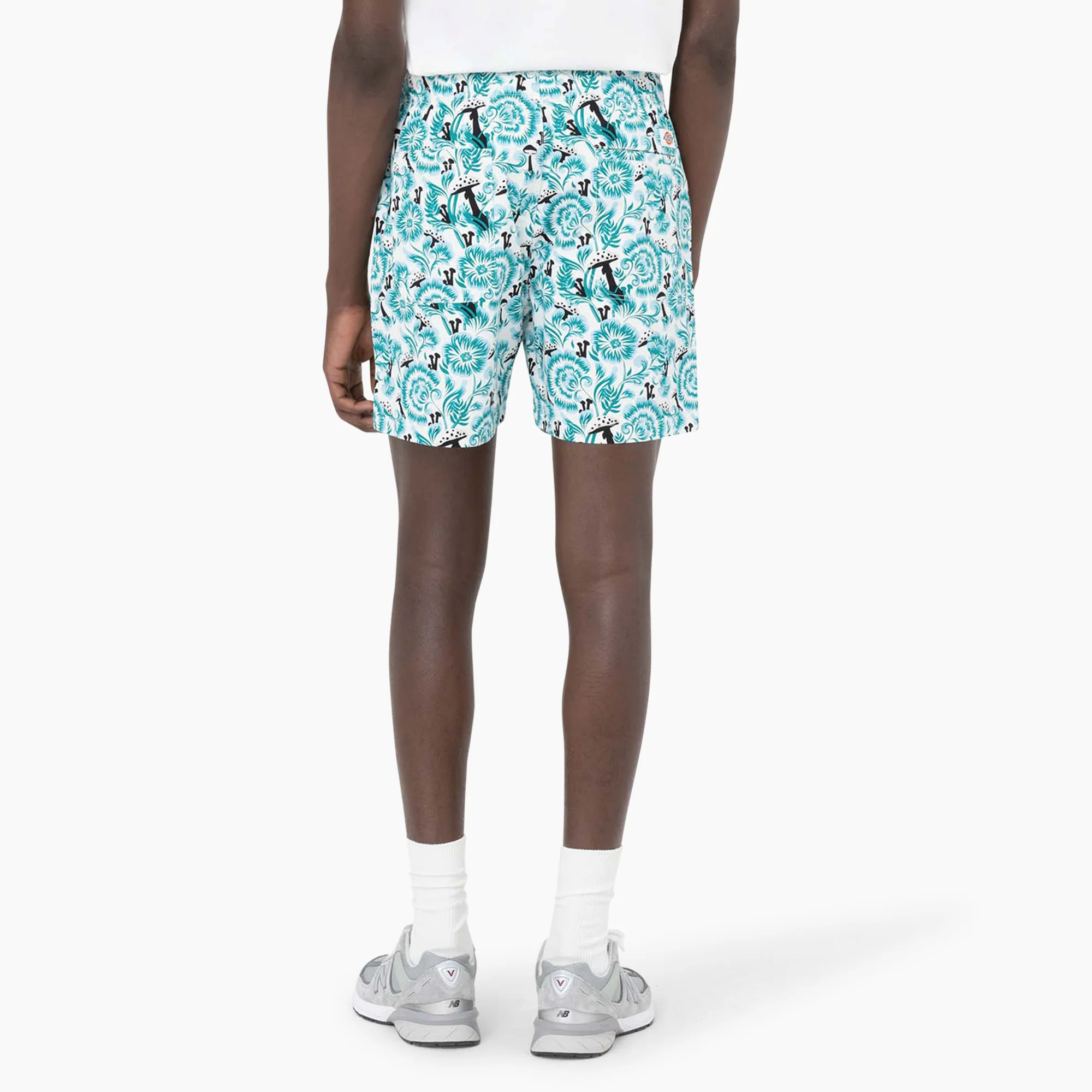 Roseburg Relaxed Fit Shorts, 7" - Image 2