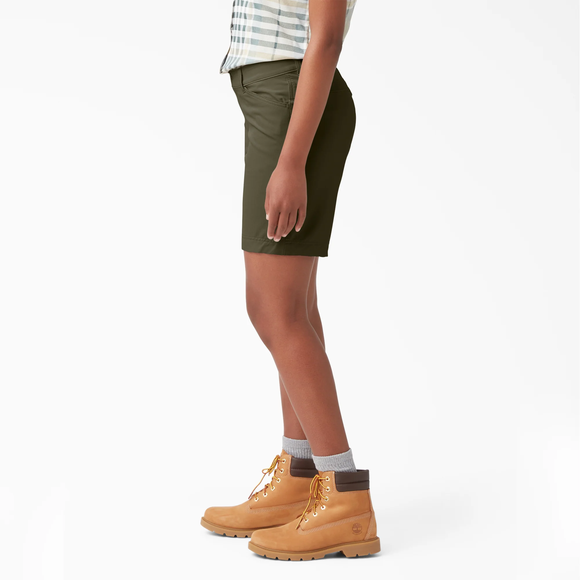 Women's Cooling Relaxed Fit Shorts, 9" - Image 3